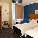 Ibis Laval Le Relais D'armor Hotel Change (Mayenne)