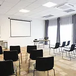 Ibis Laval Le Relais D'armor Change (Mayenne)