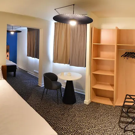 Ibis Laval Le Relais D'armor Hotel 3*