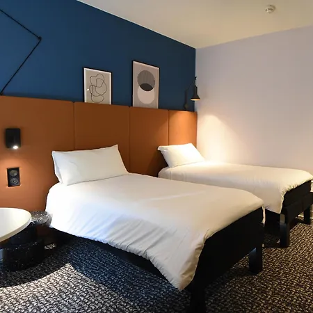 Ibis Laval Le Relais D'armor Hotel