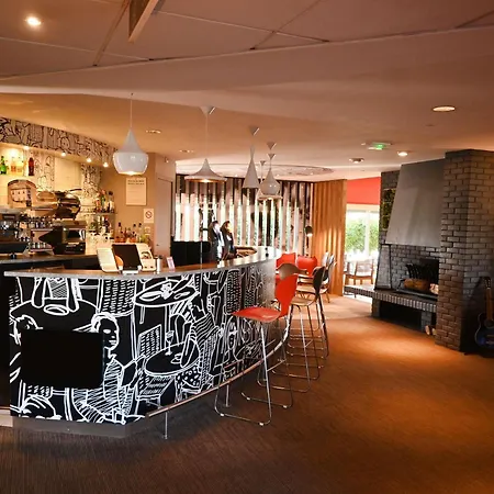 Ibis Laval Le Relais D'armor Hotel 3*