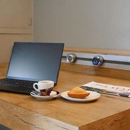 Ibis Laval Le Relais D'armor Hotel 3*