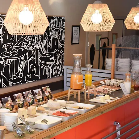 Hotel Ibis Laval Le Relais D'armor