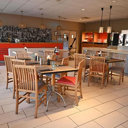 Ibis Laval Le Relais D'armor