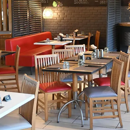 Hotel Ibis Laval Le Relais D'armor