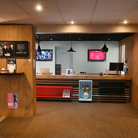 Hotel Ibis Laval Le Relais D'armor Changé