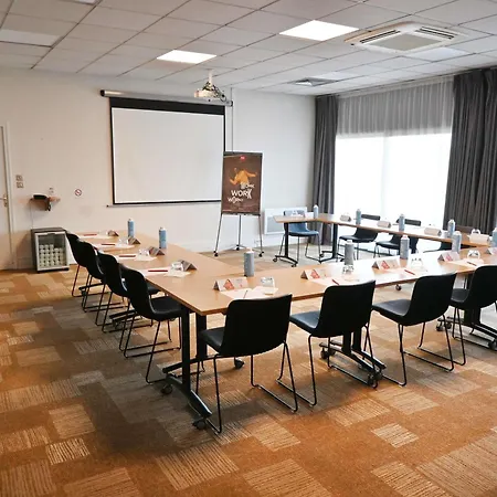 Ibis Laval Le Relais D'armor Hotel