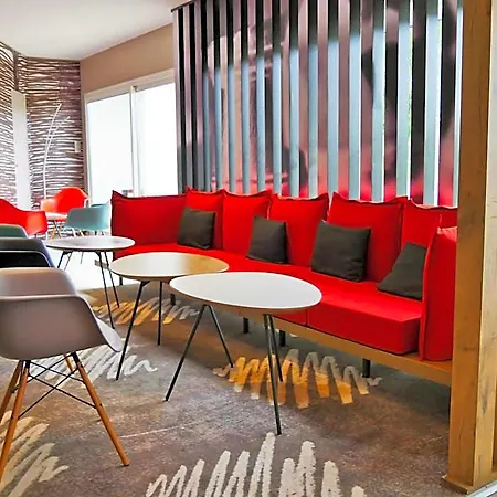 Ibis Laval Le Relais D'armor 3* Changé