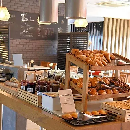 Hotel Ibis Laval Le Relais D'armor