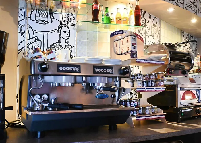 Ibis Laval Le Relais D'armor Hotel