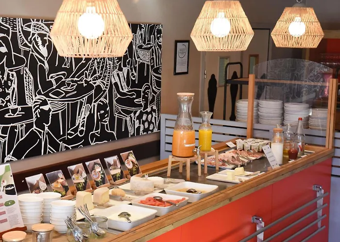 Hotel Ibis Laval Le Relais D'armor