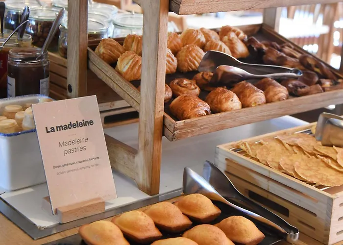 Ibis Laval Le Relais D'armor Hotel Changé