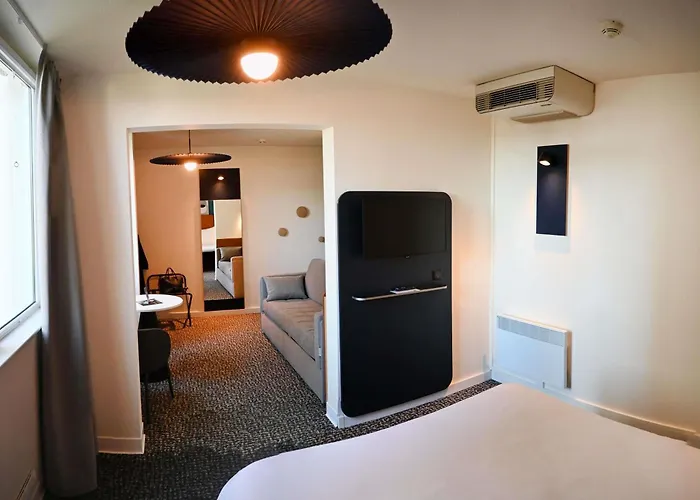 Ibis Laval Le Relais D'armor 3* Changé