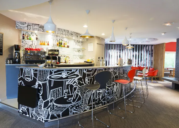 Ibis Laval Le Relais D'armor Hotel