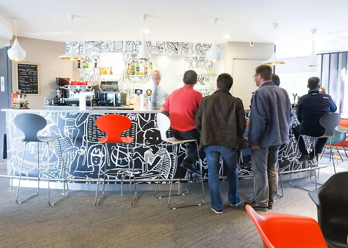 Ibis Laval Le Relais D'armor Hotel