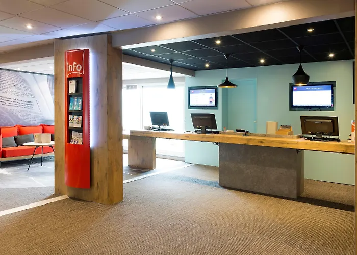 Hotel Ibis Laval Le Relais D'armor 3*