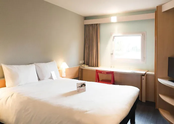 Hotel Ibis Laval Le Relais D'armor Changé